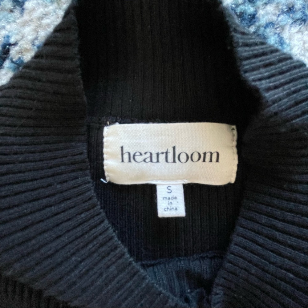 Sweater - Picture 4 of 4